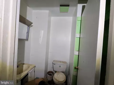 420 E North Ave, Baltimore, MD 21202 photo 8