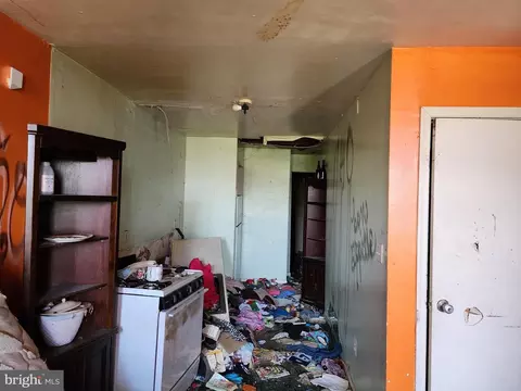 420 E North Ave, Baltimore, MD 21202 photo 2