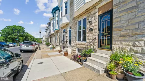3012 E Pratt St, Baltimore, MD 21224 photo 2