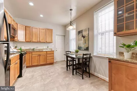 2002 E Lombard St, Baltimore, MD 21231 photo 15