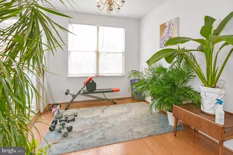Living - 115 Lloyd St, Baltimore, MD 21202 photo 1 of 4