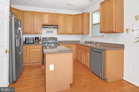 Kitchen - 115 Lloyd St, Baltimore, MD 21202 photo 2 of 3