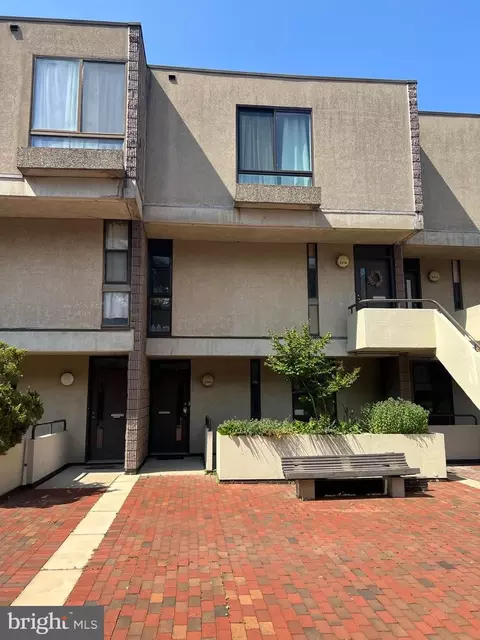 2380 Nutmeg Ter, Baltimore, MD 21209