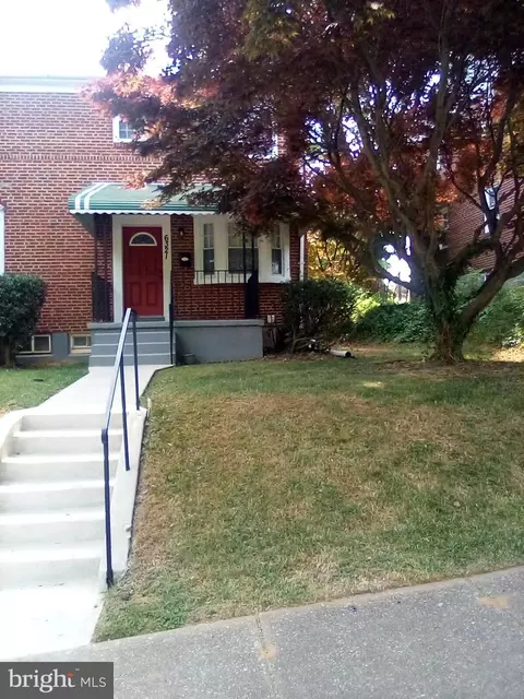 6321 Pioneer Dr, Baltimore, MD 21214