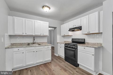 2607 Park Heights Ter, Baltimore, MD 21215