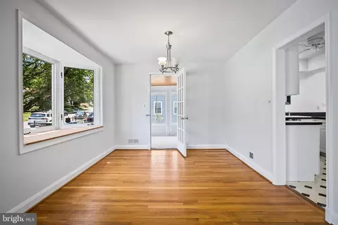 5016 Pilgrim Rd, Baltimore, MD 21214 photo 7