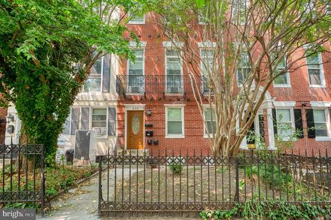 828 Hollins St, Baltimore, MD 21201