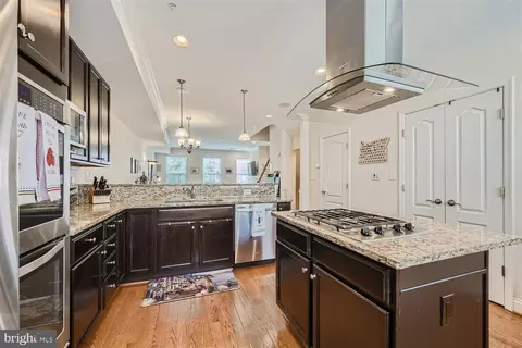 24 E Fort Ave E, Baltimore, MD 21230 photo 9