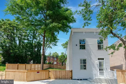 1420 Elmtree St, Baltimore City, MD 21226