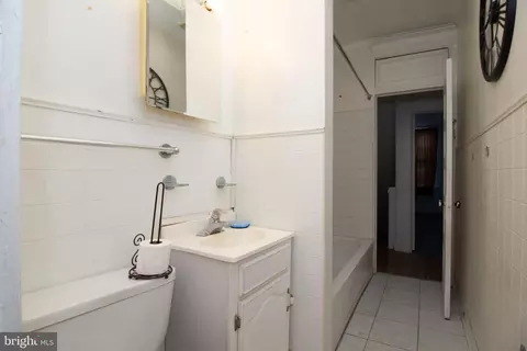 2621 E Chase St, Baltimore, MD 21213 photo 32