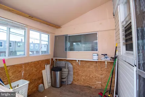 2621 E Chase St, Baltimore, MD 21213 photo 12
