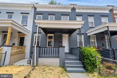 707 Linnard St, Baltimore, MD 21229