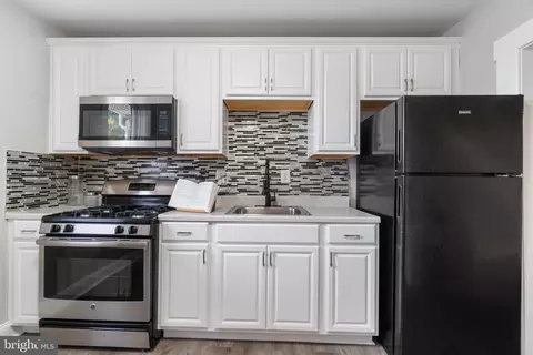 2812 W Mulberry St, Baltimore, MD 21223