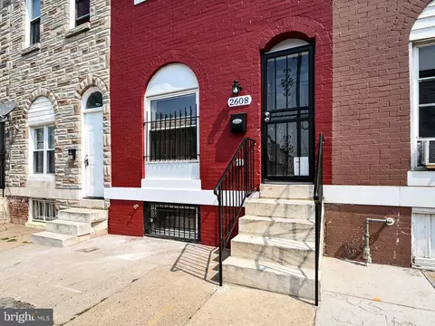 2608 E Oliver St, Baltimore, MD 21213 photo 3