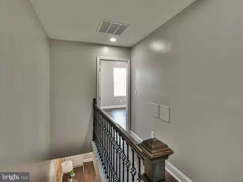 2608 E Oliver St, Baltimore, MD 21213 photo 29