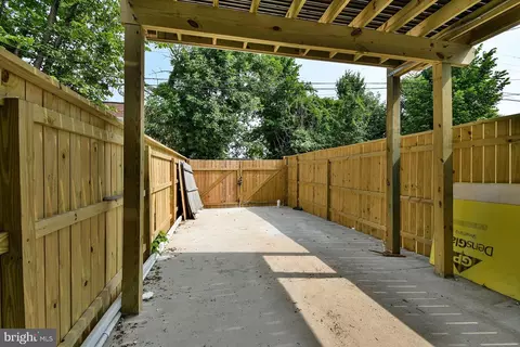 2608 E Oliver St, Baltimore, MD 21213 photo 14