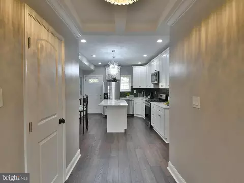 2608 E Oliver St, Baltimore, MD 21213 photo 7