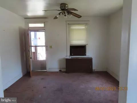 4207 Raymar Ave, Baltimore, MD 21206 photo 4