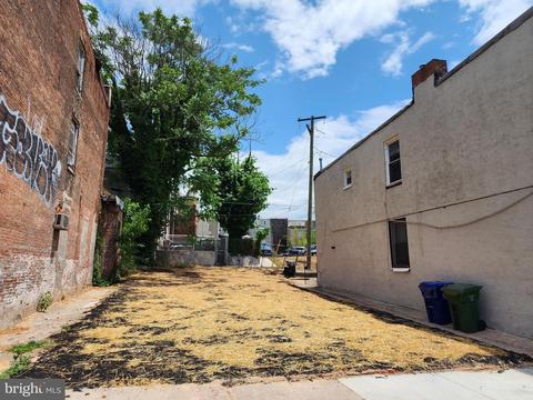 1129 Greenmount Ave, Baltimore, MD 21202 photo 1