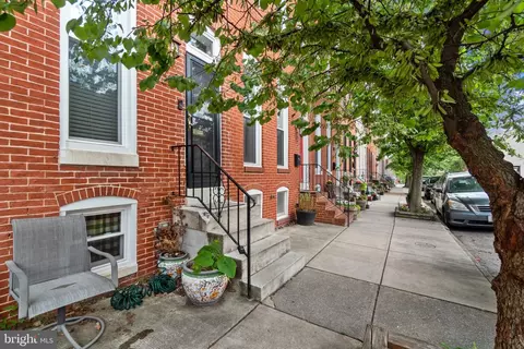 823 S Ellwood Ave, Baltimore, MD 21224