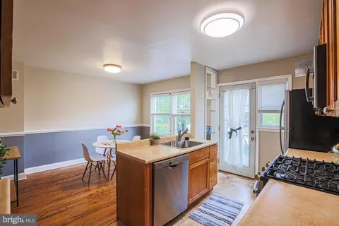 4249 Elsa Ter, Baltimore, MD 21211 photo 13
