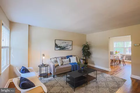 4249 Elsa Ter, Baltimore, MD 21211 photo 5