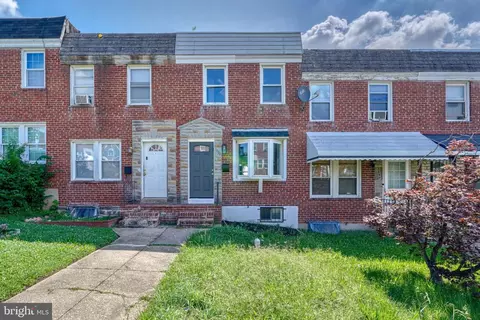 3692 Kenyon Ave, Baltimore, MD 21213 photo 2
