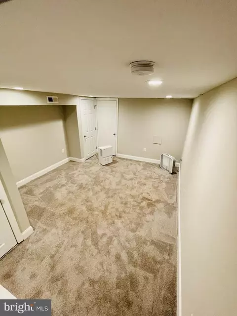 1815 E Lombard St, Baltimore, MD 21231 photo 9