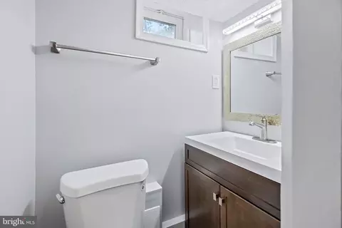 2906 Harview, Baltimore, MD 21234 photo 42
