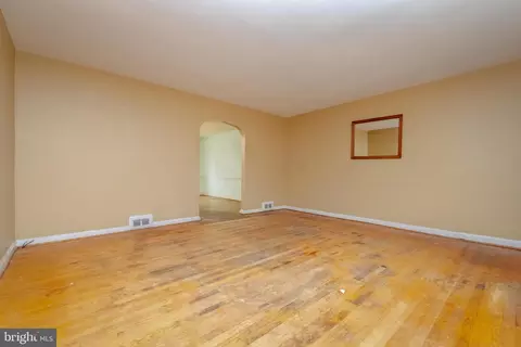 2017 Winford Rd, Baltimore, MD 21239 photo 14