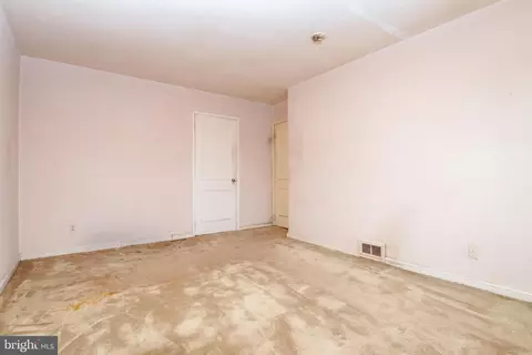 2017 Winford Rd, Baltimore, MD 21239 photo 22