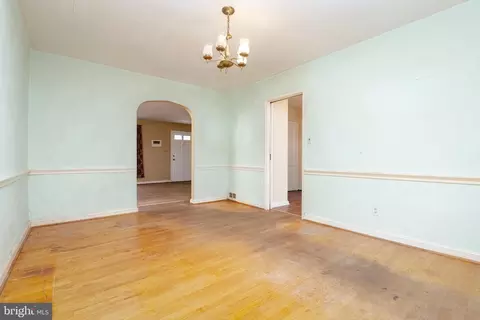 2017 Winford Rd, Baltimore, MD 21239 photo 9