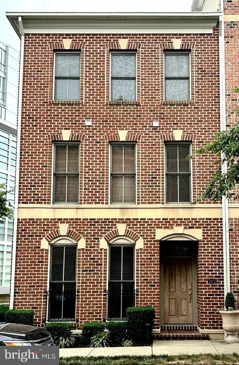 2615 Lighthouse Ln, Baltimore, MD 21224