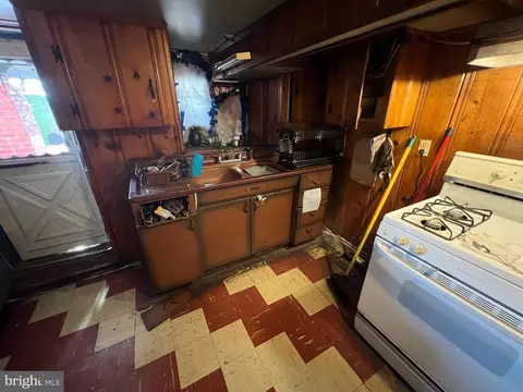1417 E Lafayette Ave, Baltimore, MD 21213 photo 17