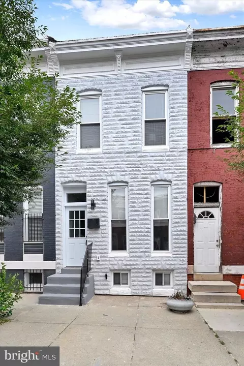1418 E Lanvale St, Baltimore, MD 21213 photo 2