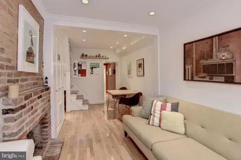 407 E Cross St, Baltimore, MD 21230 photo 4