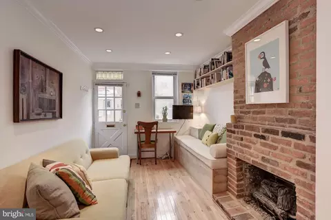 407 E Cross St, Baltimore, MD 21230 photo 5