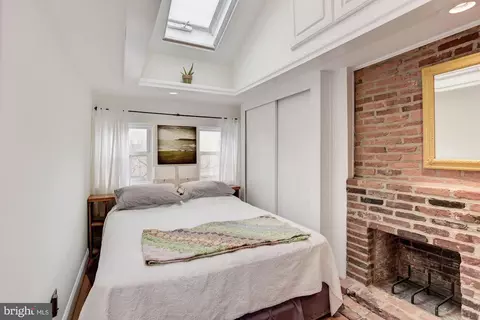 407 E Cross St, Baltimore, MD 21230 photo 14