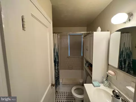 4362 Eldone Rd, Baltimore, MD 21229 photo 5