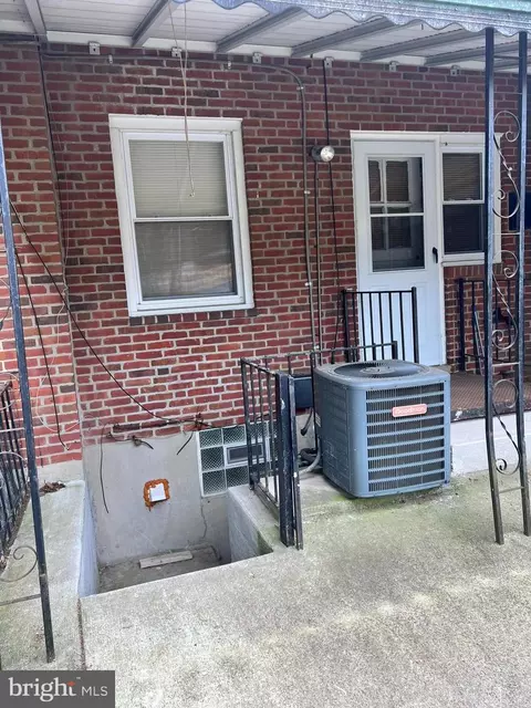 4362 Eldone Rd, Baltimore, MD 21229 photo 10