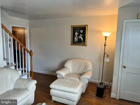 4362 Eldone Rd, Baltimore, MD 21229 photo 4