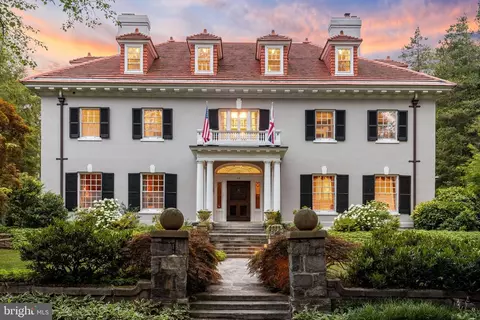 206 Goodwood Gdns, Baltimore, MD 21210