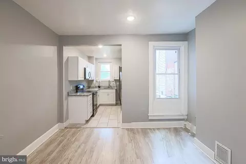 522 E 27th St, Baltimore, MD 21218 photo 11