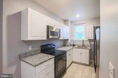 522 E 27th St, Baltimore, MD 21218 photo 16