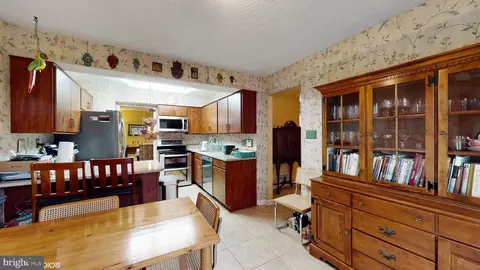 6321 Red Cedar Pl, Baltimore, MD 21209 photo 10
