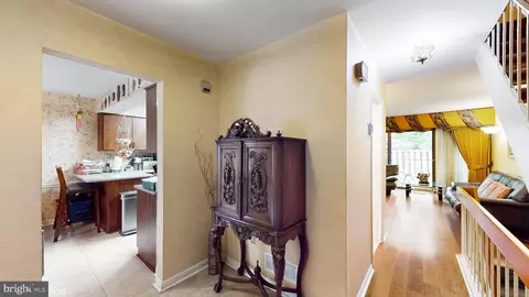 6321 Red Cedar Pl, Baltimore, MD 21209 photo 3