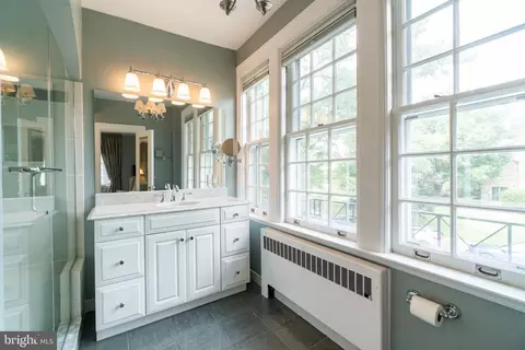 3 E Highfield Rd, Baltimore, MD 21218 photo 30