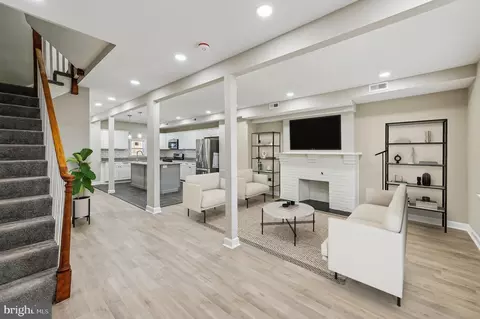 836 N Woodington Rd, Baltimore, MD 21229