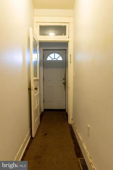 1816 30th St, Baltimore, MD 21218 photo 2