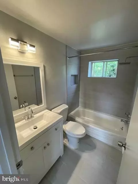 624 Markham Rd, Baltimore, MD 21229 photo 6
